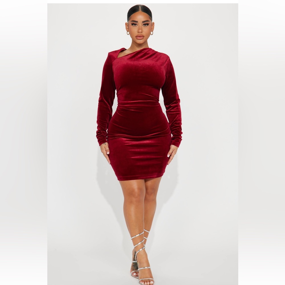 Fashion Nova Be My Valentine Red Velvet Mini Dress M